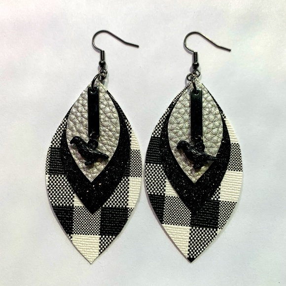 Dynamic Duo Designs Jewelry - Faux leather Raven Crow charm earrings